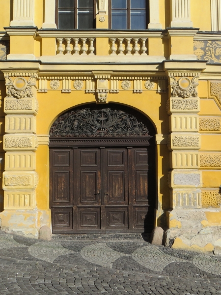 Radničné námestie 16